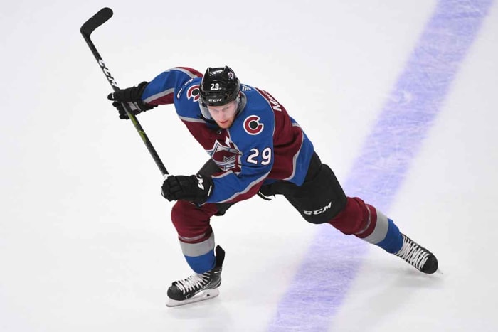 nathan-mackinnon-avalanche-season-preview-1200.jpg